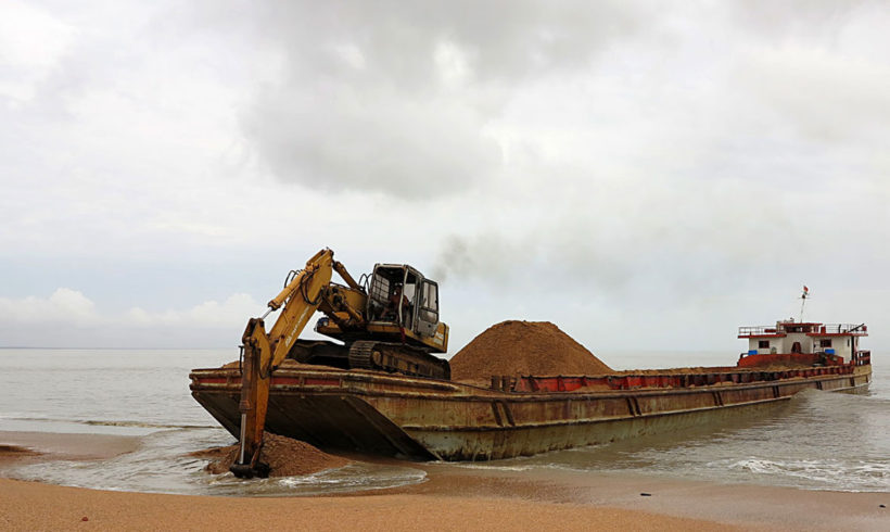 Environmental Organizations oppose beach sand mining at Braamspunt Environmental Organizations oppose beach sand mining at Braamspunt